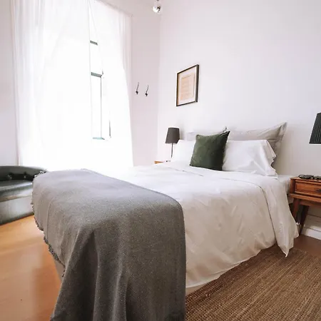 House Sao Bento 2* Lissabon