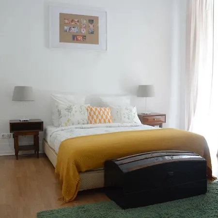 House Sao Bento Гостевой дом Лиссабон