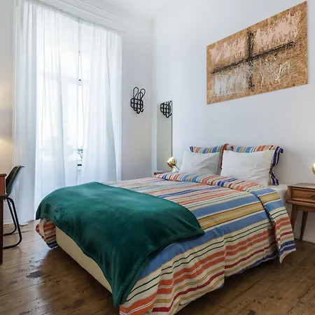 Gasthuis House Sao Bento 2*